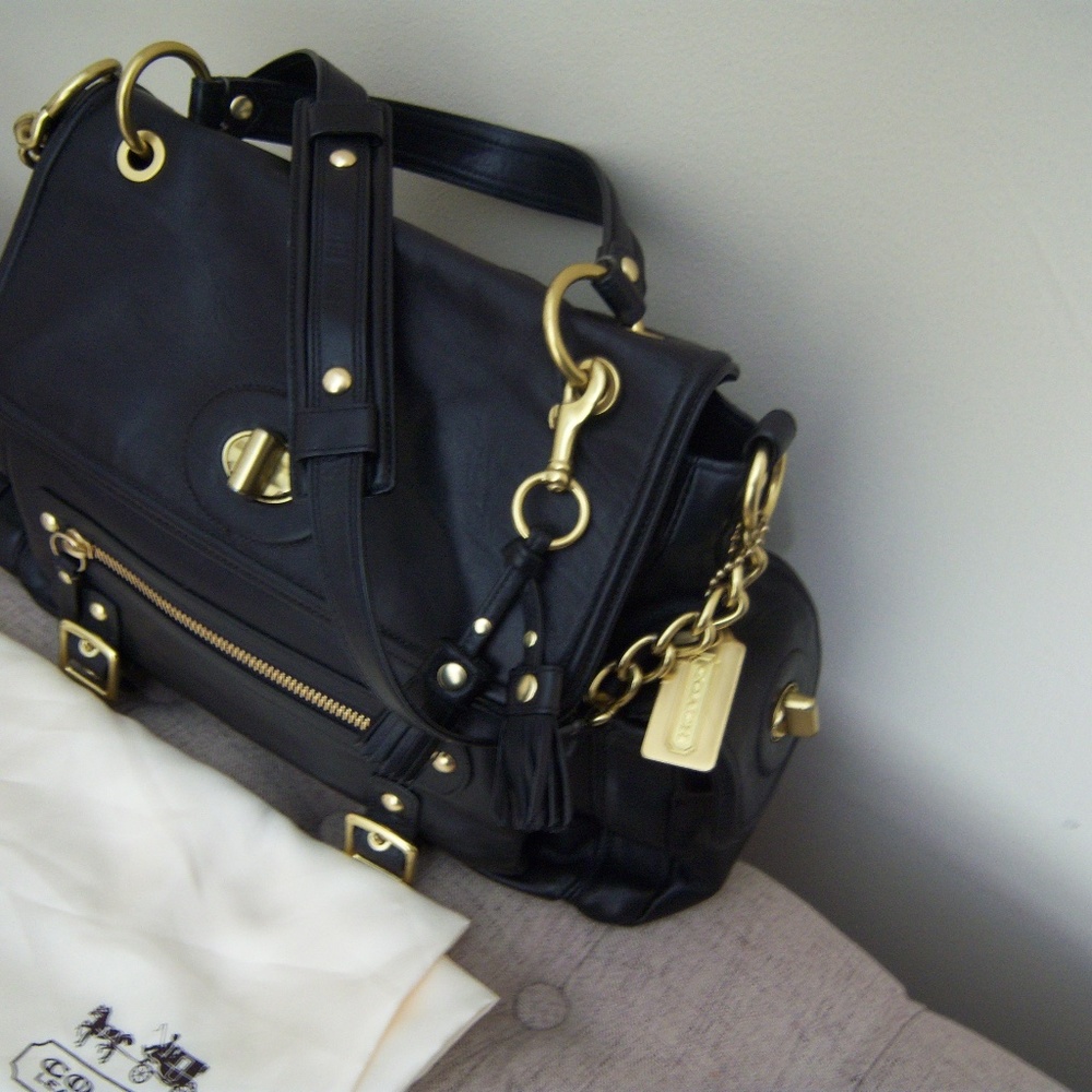 Coach Sydney Beautiful Leather Bag SALE TODAY!!